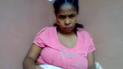 Snapshot of rovaelyah chatting on July 12, 3:58 pm rovaelyah online show from July 12, 3:58 pm