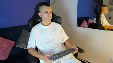 Rowan online show from November 11, 11:21 am