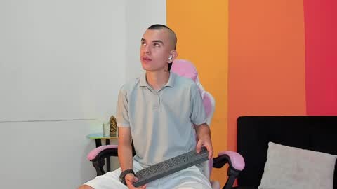 Rowan online show from April 25, 7:11 pm