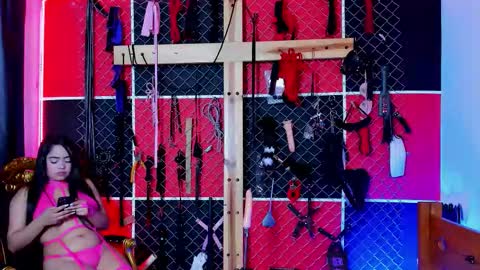 roxana_bdsm online show from September 9, 7:24 pm