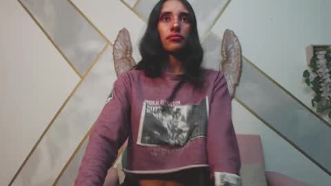 Snapshot of roxana_cyrano chatting on February 21, 10:37 pm online show from February 21, 10:37 pm