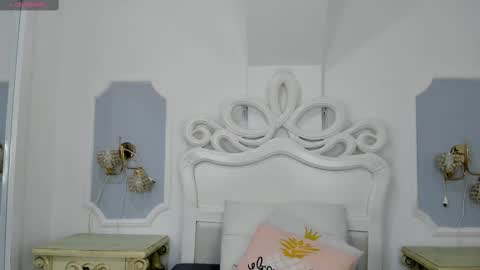 roxana_scott1 online show from October 9, 3:48 am