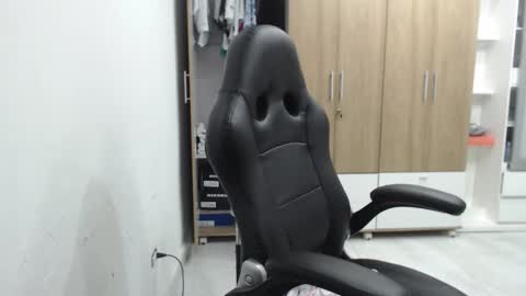 Roxana online show from March 8, 2:04 am