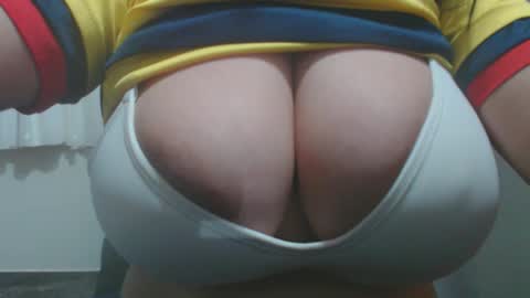 Snapshot of roxanbahottt chatting on February 7, 11:52 pm roxxy online show from February 7, 11:52 pm