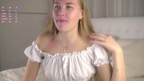 Anna Lokiss online show from November 5, 11:43 am