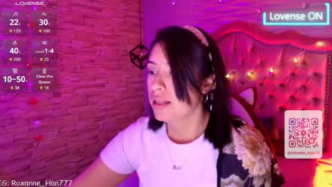 roxanne_han online show from February 21, 11:33 am