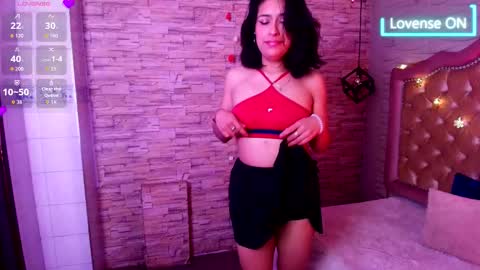 roxanne_han online show from March 10, 12:10 pm