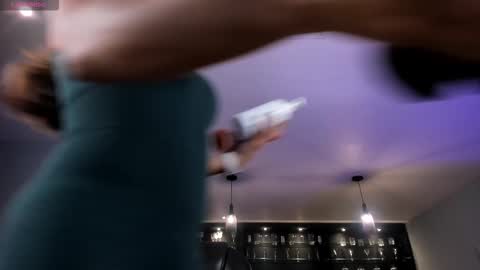 Snapshot of roxannehill_ chatting on February 3, 11:37 am Roxanne Hill online show from February 3, 11:37 am