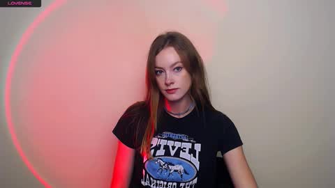 Roxa online show from October 9, 8:01 am