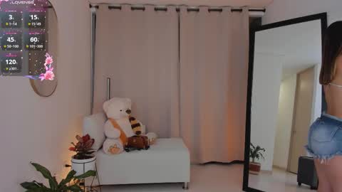  R O X I E  online show from September 14, 11:59 pm