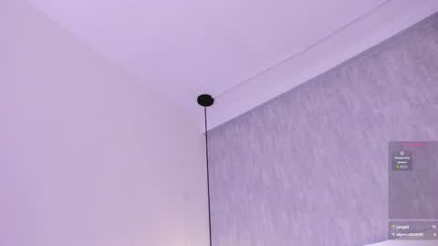 Snapshot of roxie_summers chatting on May 13, 7:33 pm Roxie online show from May 13, 7:33 pm