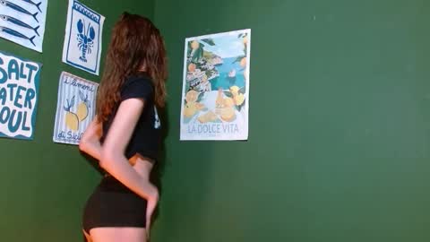 Roxie online show from November 10, 1:26 am