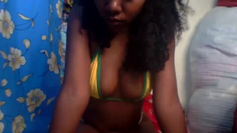 Snapshot of roxilita chatting on July 11, 11:50 pm Roxilita online show from July 11, 11:50 pm