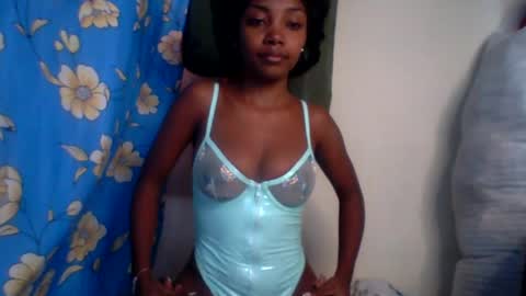 Snapshot of roxilita chatting on July 16, 6:41 am Roxilita online show from July 16, 6:41 am