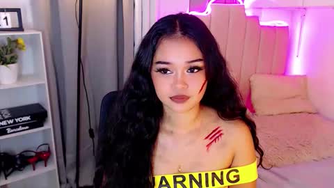 Snapshot of roxxy_blossom chatting on November 2, 6:16 am roxxy_blossom online show from November 2, 6:16 am