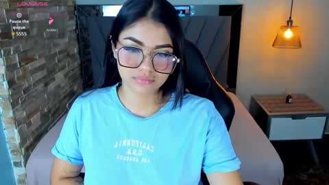 Snapshot of roxxybloom chatting on November 7, 12:49 pm roxxybloom online show from November 7, 12:49 pm