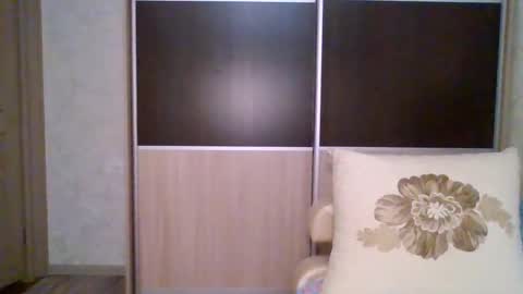 Roxxy Wharton online show from March 7, 8:11 am