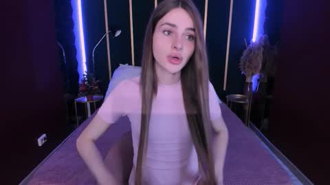 Roxy online show from December 17, 9:59 am