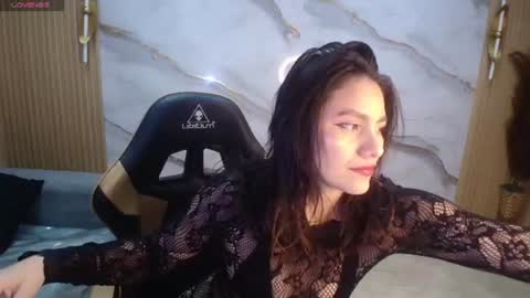 Snapshot of roxy_luxe_tf chatting on June 10, 12:59 pm Roxy online show from June 10, 12:59 pm