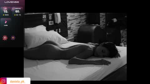 R O X Y  online show from December 14, 5:36 pm