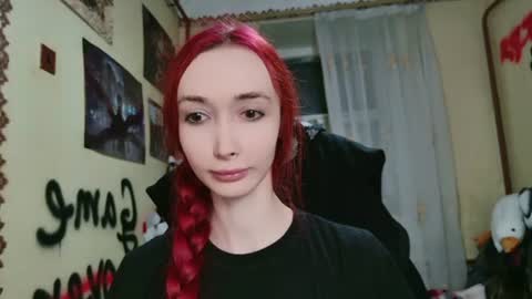 Snapshot of roxy_silver chatting on June 20, 9:17 pm Roxy online show from June 20, 9:17 pm