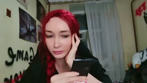 Snapshot of roxy_silver chatting on July 18, 10:46 pm Roxy online show from July 18, 10:46 pm