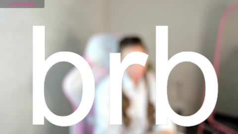 Snapshot of roxy_the_daedevill chatting on January 22, 5:05 am roxy_the_daedevill online show from January 22, 5:05 am