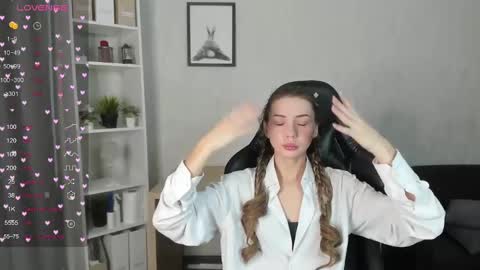 Snapshot of roxy_the_daedevill chatting on January 23, 2:02 am roxy_the_daedevill online show from January 23, 2:02 am