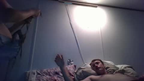 Roxy and Brock online show from September 10, 12:38 pm