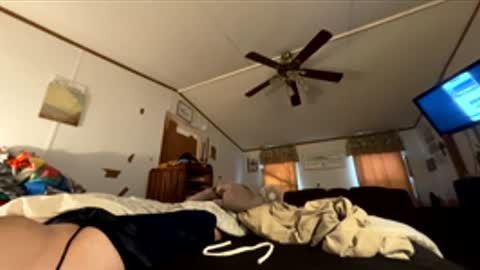 Roxy and Brock online show from December 14, 3:39 pm