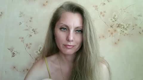 roxyfox18x01 online show from May 23, 1:48 pm
