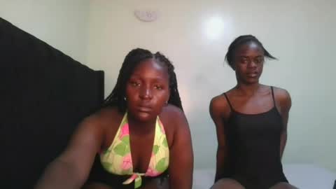 royal_goddes2 online show from June 13, 6:28 pm