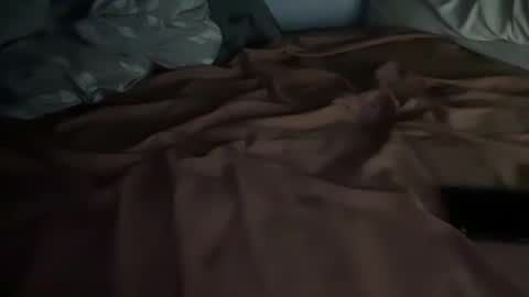 Royalty13m online show from September 18, 8:05 am