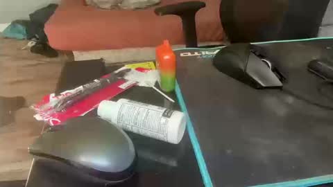 Royalty13m online show from September 19, 8:42 pm