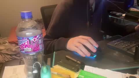 Royalty13m online show from October 21, 9:26 pm