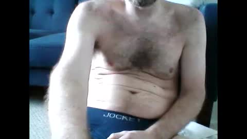 Snapshot of rpkr29 chatting on February 12, 5:16 pm Matt R online show from February 12, 5:16 pm