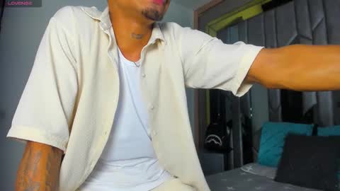 Snapshot of rpoolrboy chatting on March 20, 4:39 am POOL online show from March 20, 4:39 am