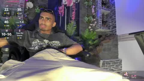 Snapshot of rpoolrboy chatting on April 1, 4:35 am POOL online show from April 1, 4:35 am