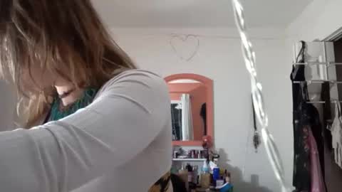 rraineonme online show from November 25, 2:11 am