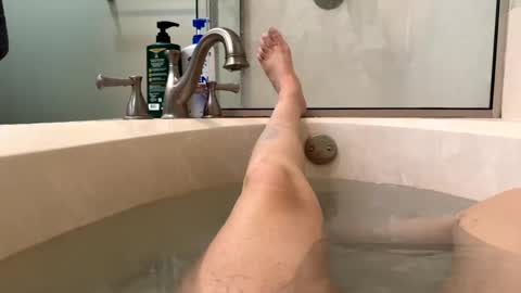 Snapshot of rsxxx130 chatting on January 12, 1:32 am ireneTxCD online show from January 12, 1:32 am