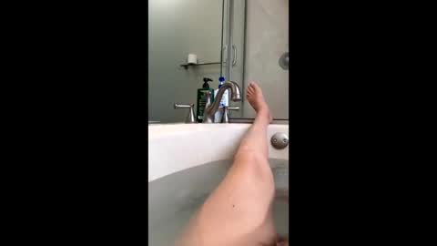 Snapshot of rsxxx130 chatting on February 24, 10:25 pm ireneTxCD online show from February 24, 10:25 pm