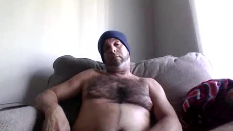 rubbingoneout714 online show from January 1, 10:56 pm