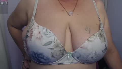 Rubi online show from February 12, 9:11 pm