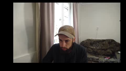 RubitRicky online show from December 5, 6:44 pm