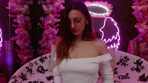 Snapshot of ruby_spicy chatting on April 3, 4:32 am Rubby online show from April 3, 4:32 am