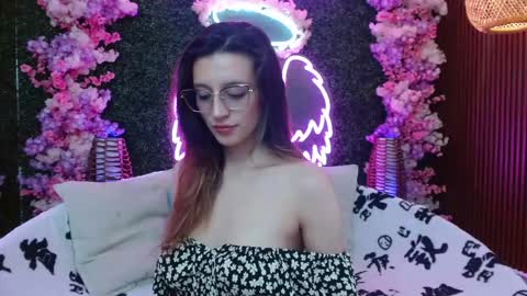 Snapshot of ruby_spicy chatting on April 16, 4:35 am Rubby online show from April 16, 4:35 am