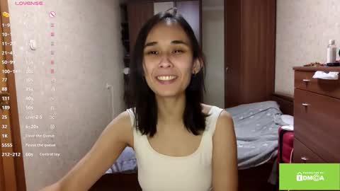 Snapshot of rubyejakobson chatting on October 11, 7:18 am Leslie online show from October 11, 7:18 am