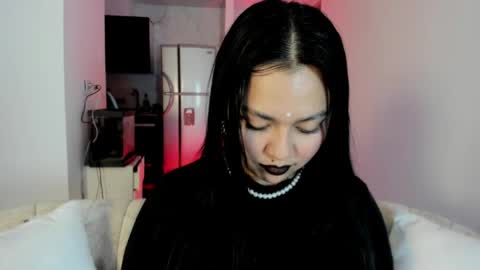 Snapshot of rubyhlowe chatting on April 10, 3:01 am RUBY online show from April 10, 3:01 am