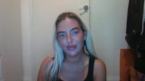 Snapshot of rubyredxxxoxxx chatting on December 8, 4:28 pm rubyredxxxoxxx online show from December 8, 4:28 pm