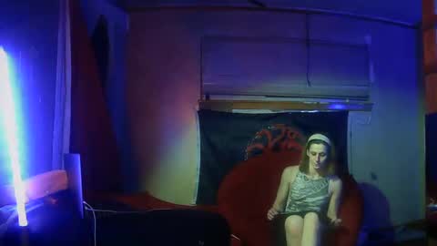 Tatiana Svitlonokav online show from December 4, 11:30 am
